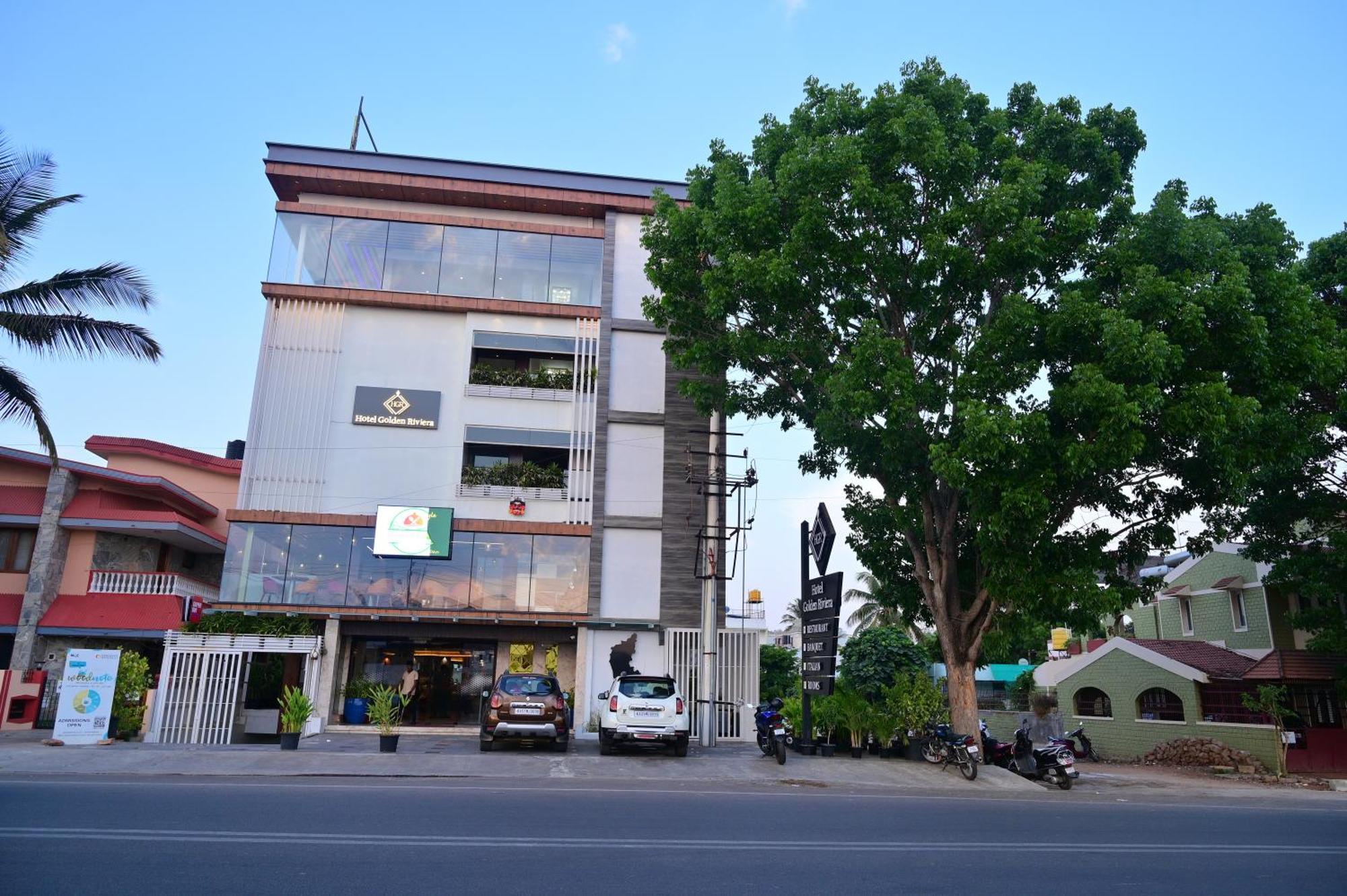 Hotel Golden Riviera Mysore Bagian luar foto